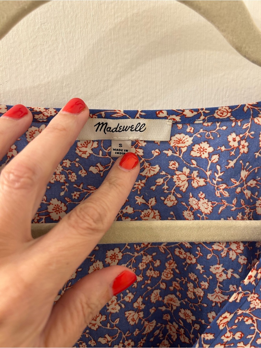 Madewell Blue Floral V-Neck Puff Sleeve Blouse - Picture 4 of 5